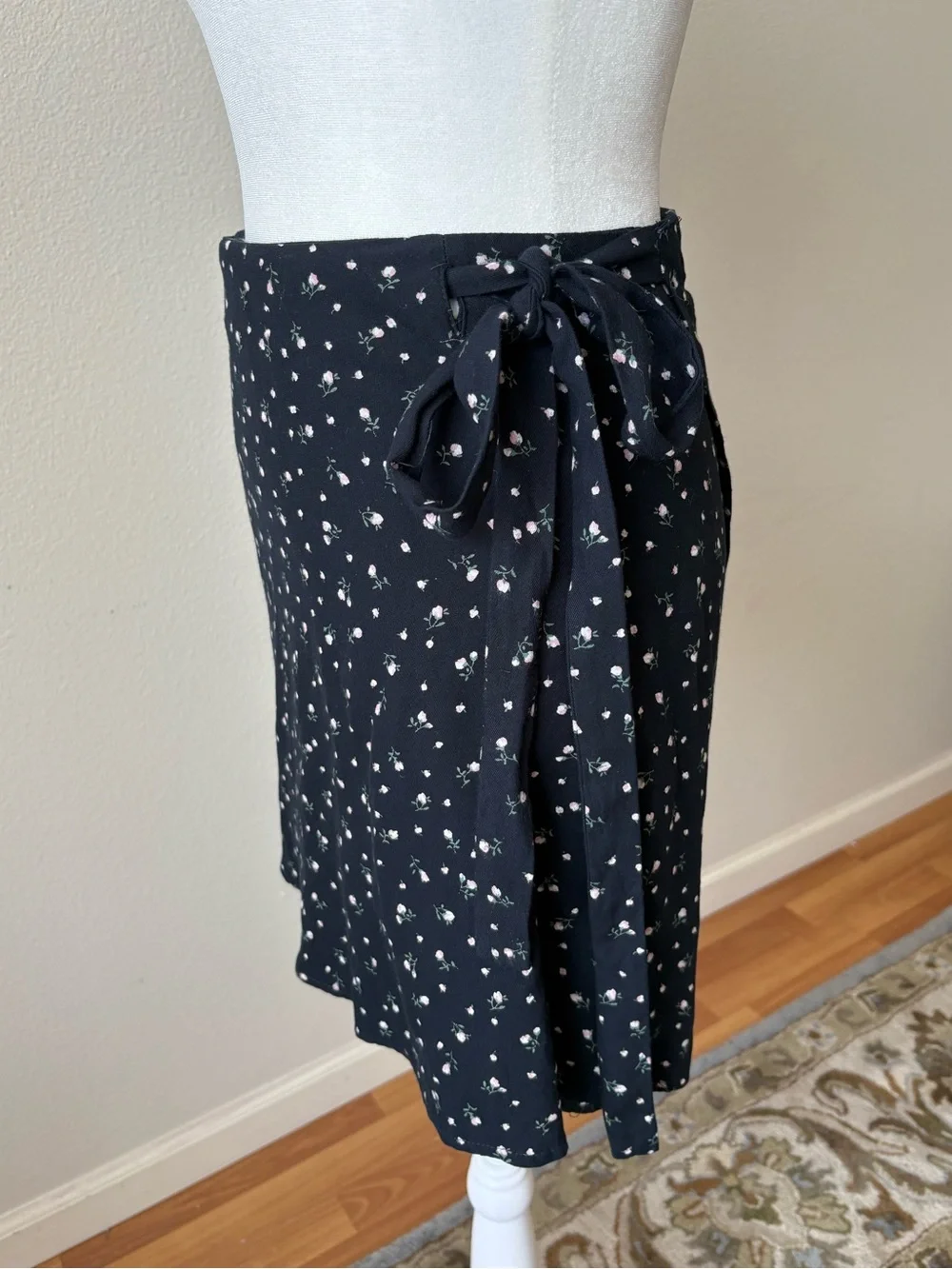 Brandy Melville Black Mini Wrap Skirt with Pink Floral Print One Size EUC
